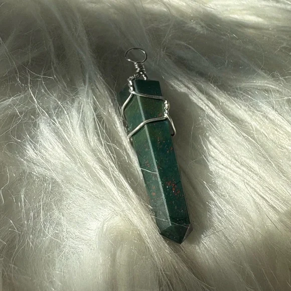 Bloodstone Sentinel Pendant – Handwrapped in Silver Wire - Picture 2 of 3